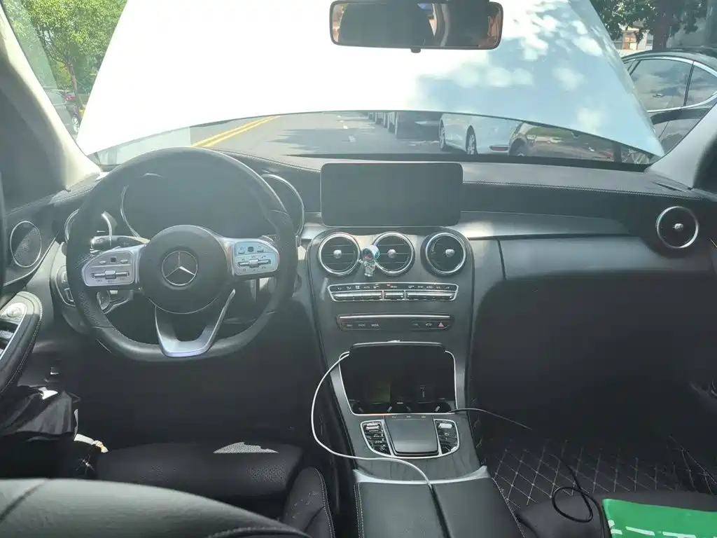Mercedes-Benz C-Class — миниатюра 6