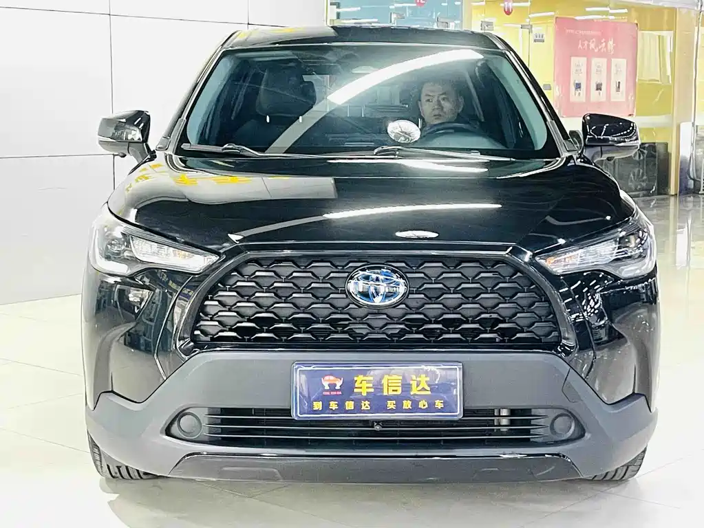 Toyota Corolla Cross — миниатюра 5