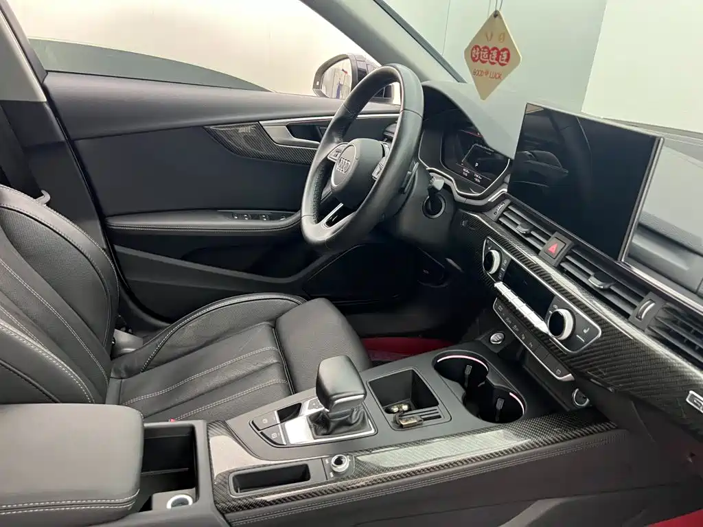 Audi A4L — миниатюра 15