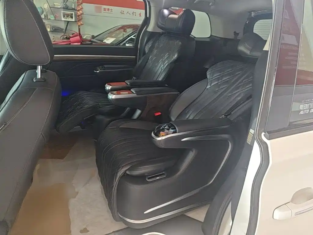 GAC Motor Trumpchi M8 — миниатюра 17