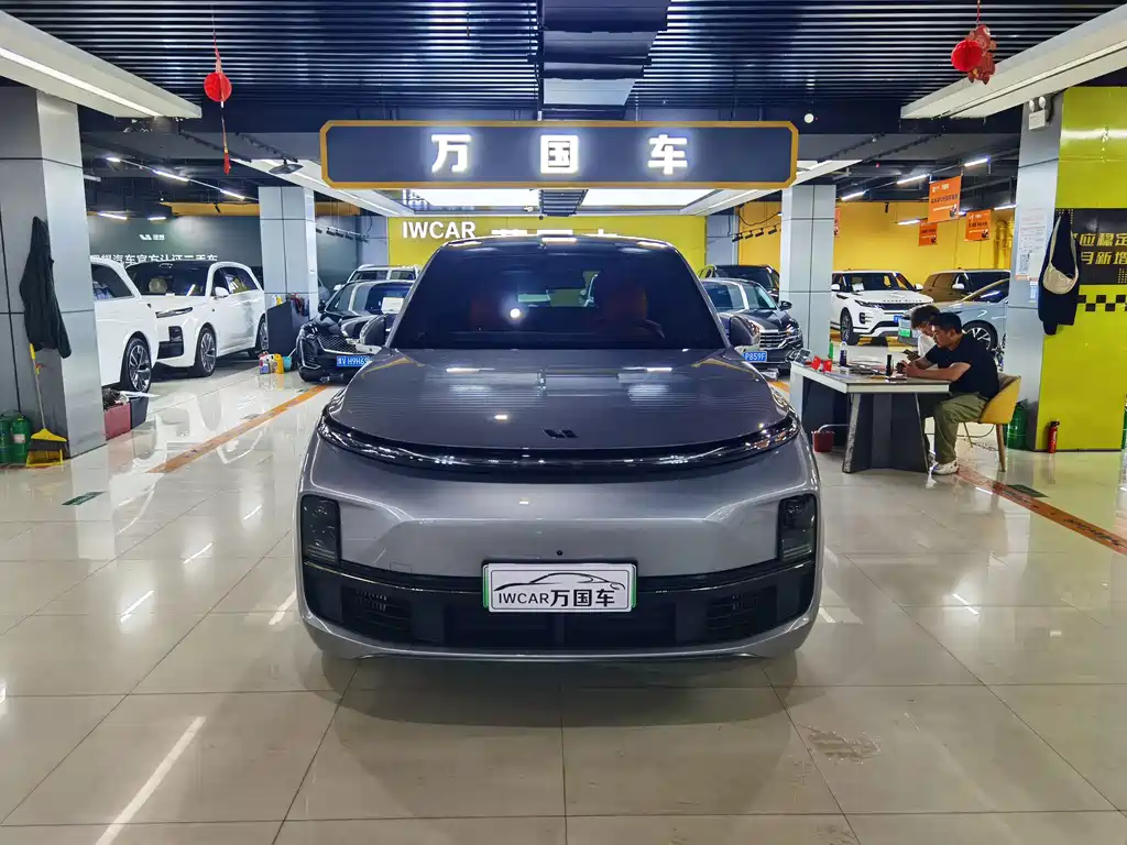Li Auto Li L8 — миниатюра 2