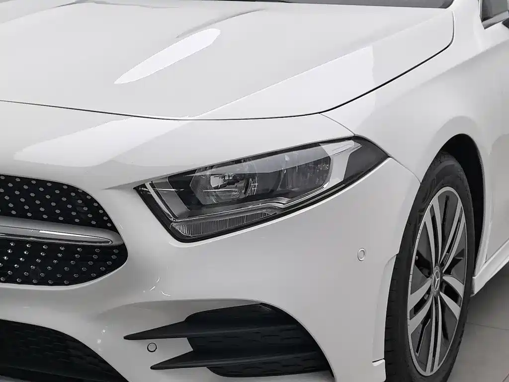 Mercedes-Benz A-Class — миниатюра 7
