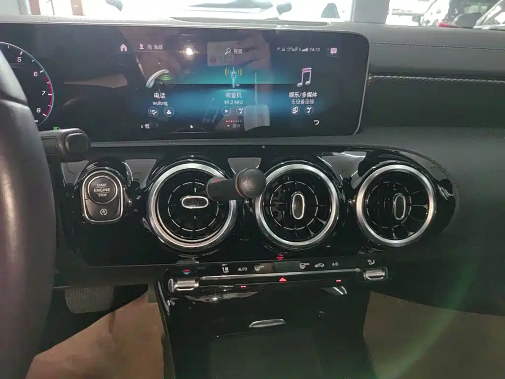 Mercedes-Benz A-Class — миниатюра 13
