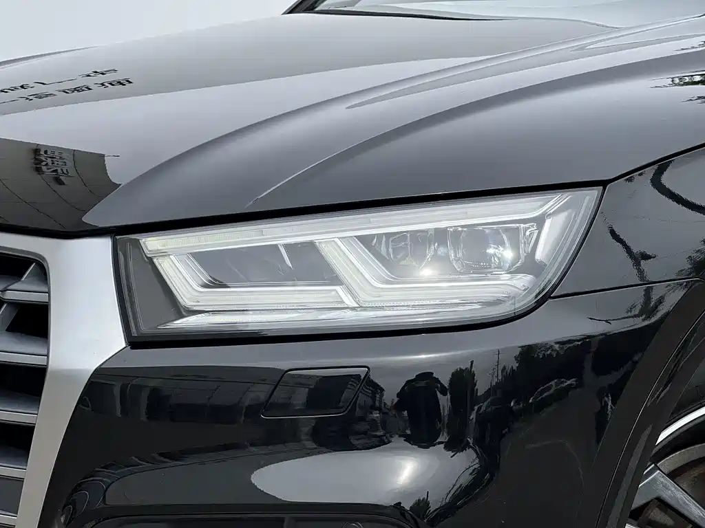 Audi Q5L — миниатюра 13