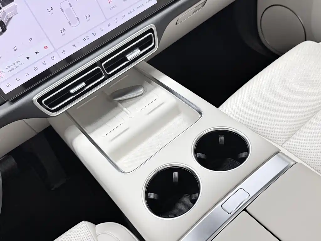 Li Auto Li L6 — миниатюра 25