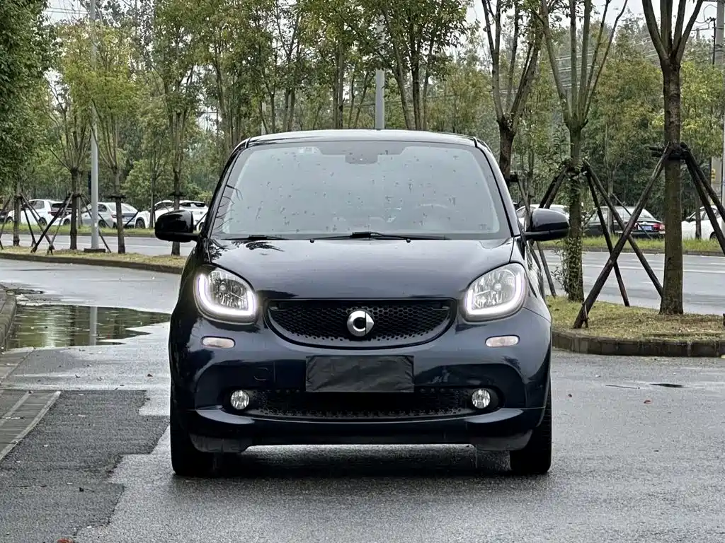 smart Smart Fortwo — миниатюра 3