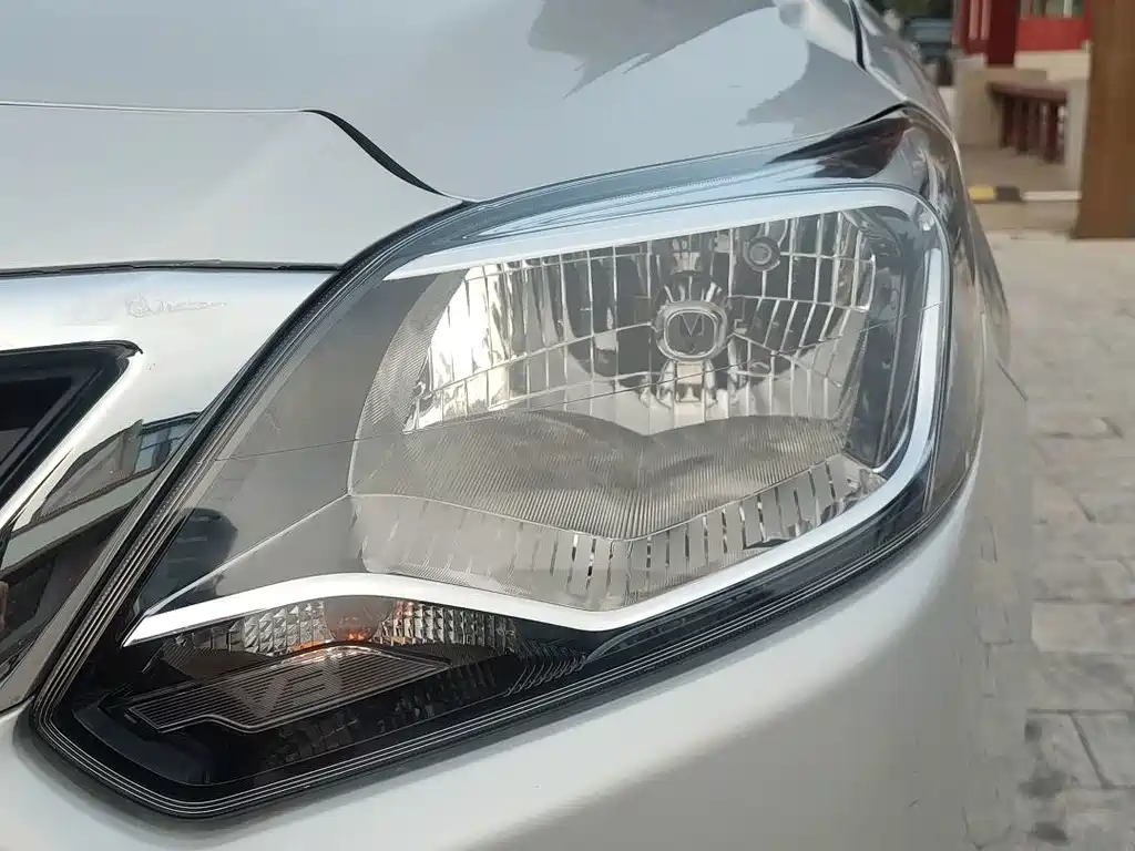 Changan V3 — миниатюра 5