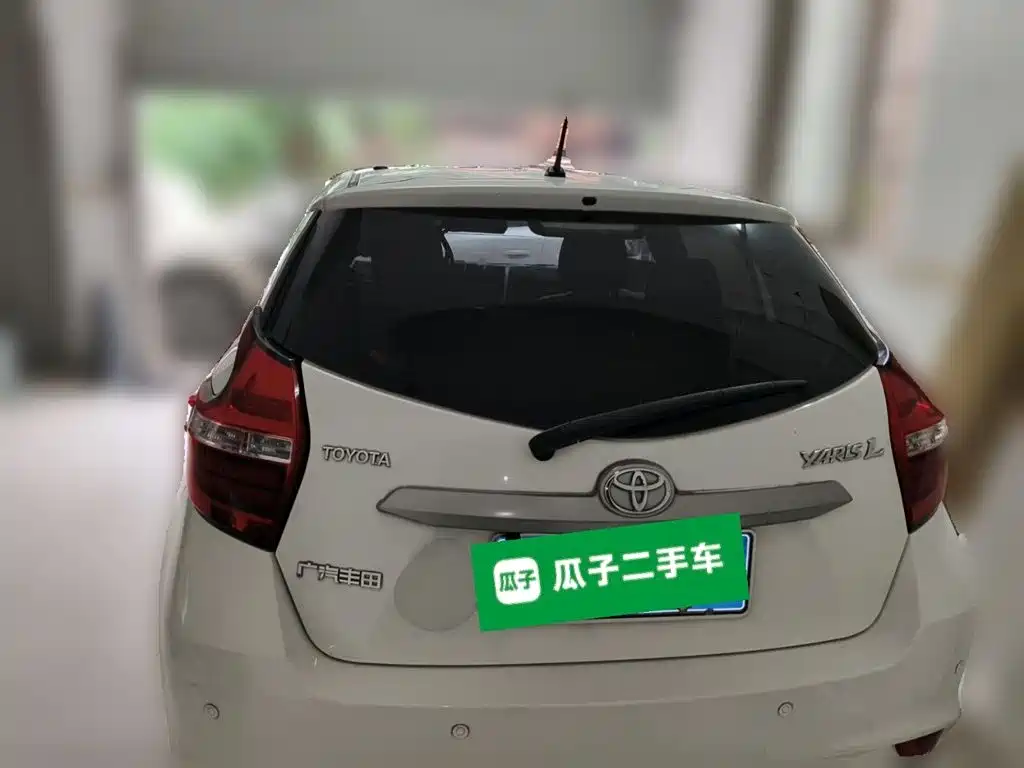 Toyota Yaris L — миниатюра 3