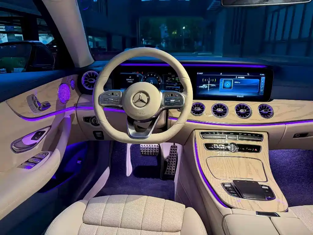 Mercedes-Benz E-Class (Import) — миниатюра 6