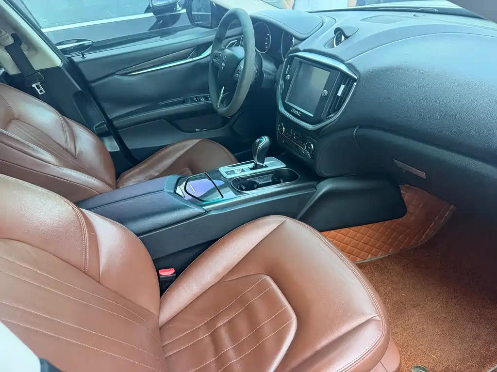 Maserati Ghibli — миниатюра 12