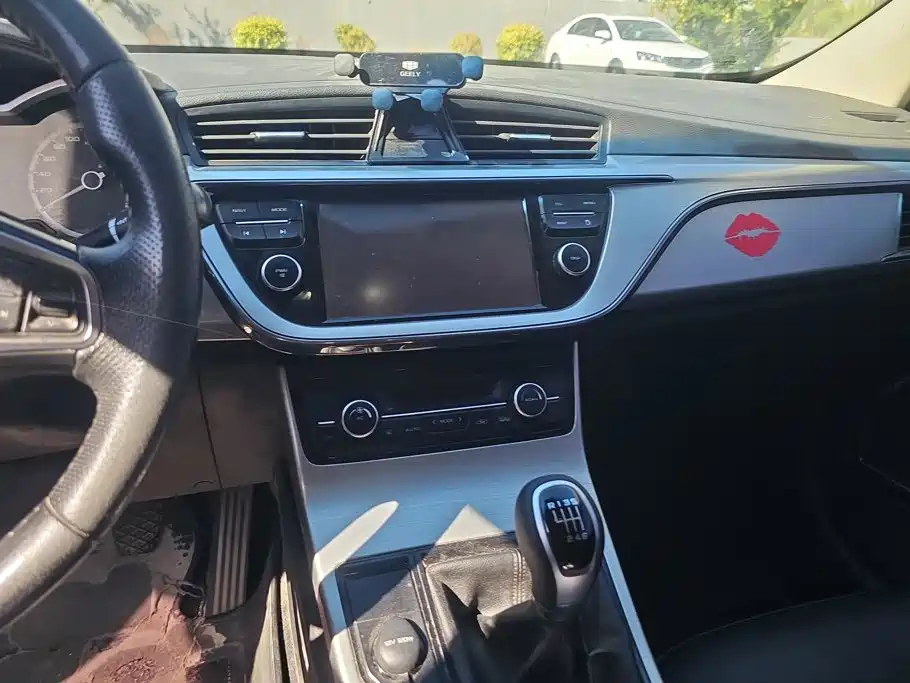 Geely Emgrand GL — миниатюра 13