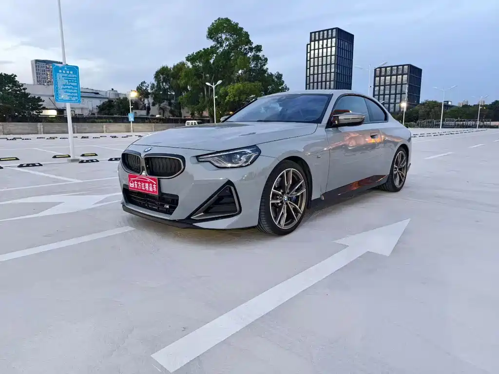 BMW M240I