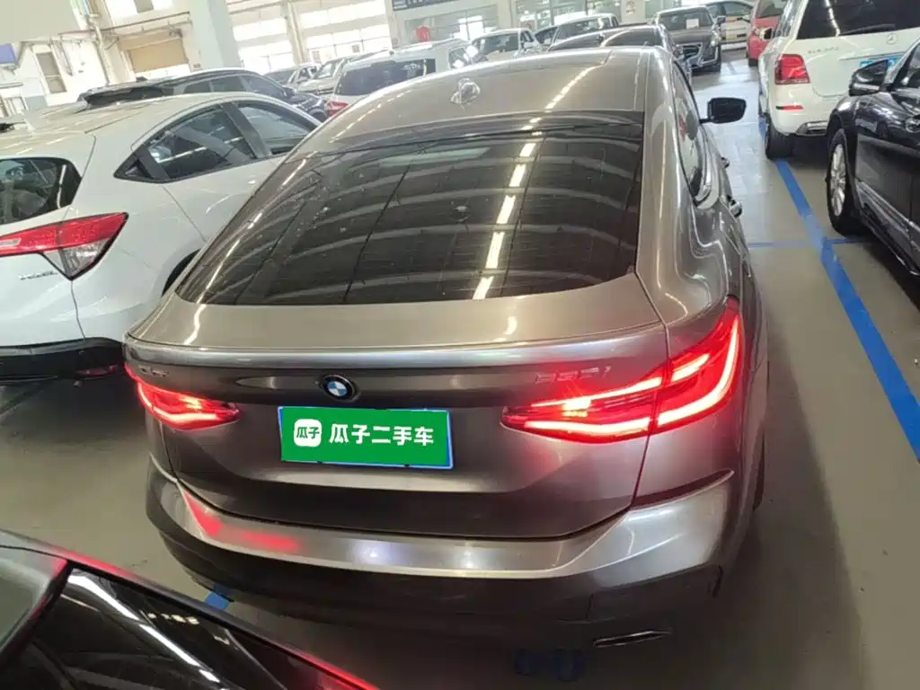 BMW 6 Series GT — миниатюра 6