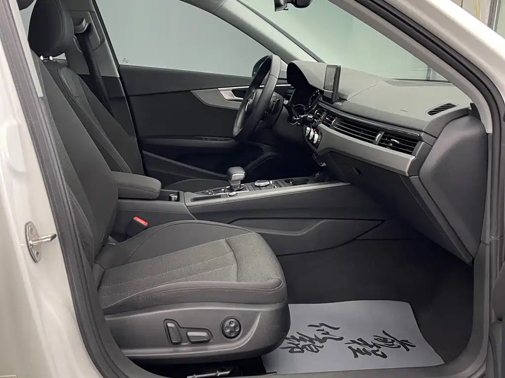 Audi A4L — миниатюра 26