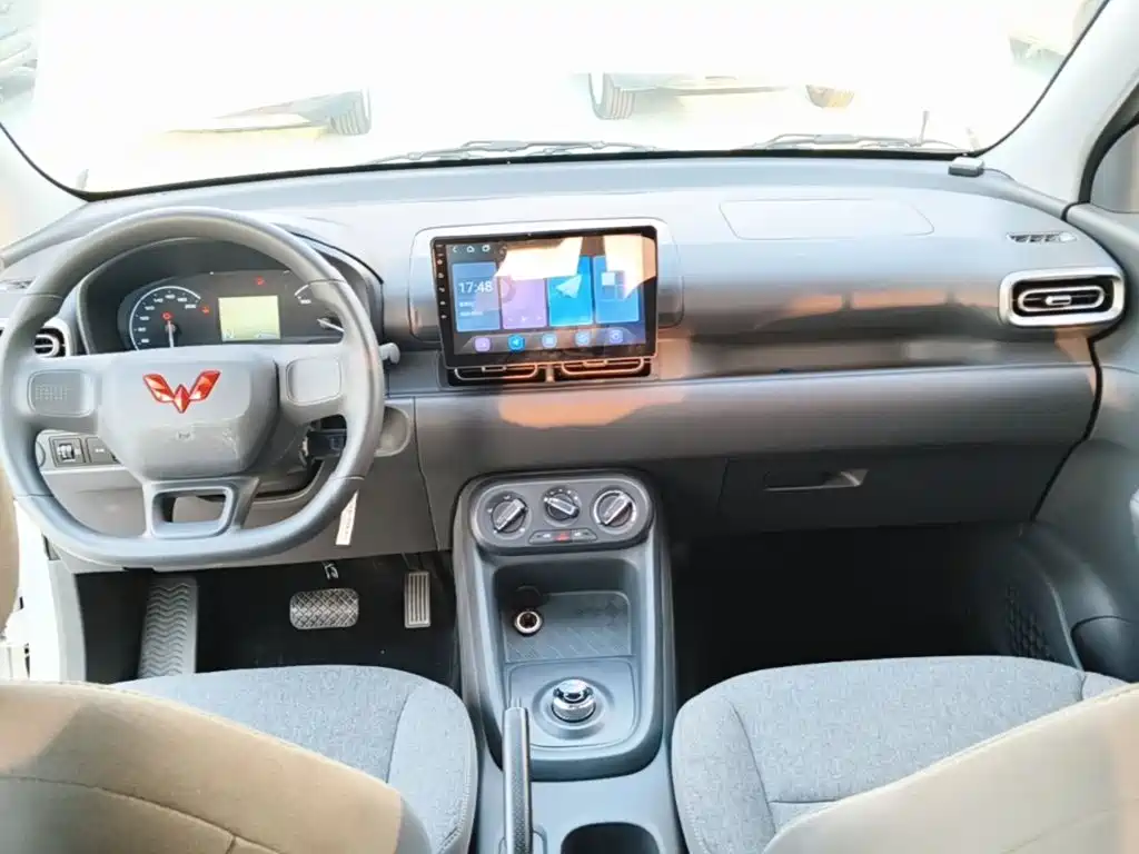 Wuling Hongguang EV — миниатюра 10