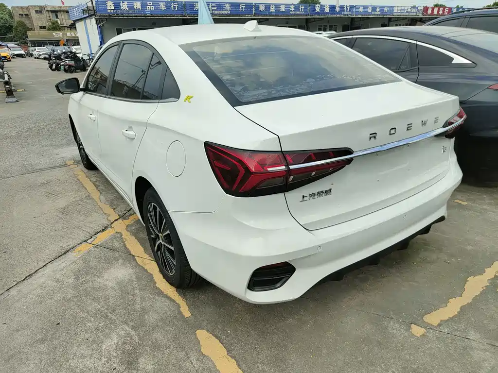 Roewe i5 — миниатюра 14