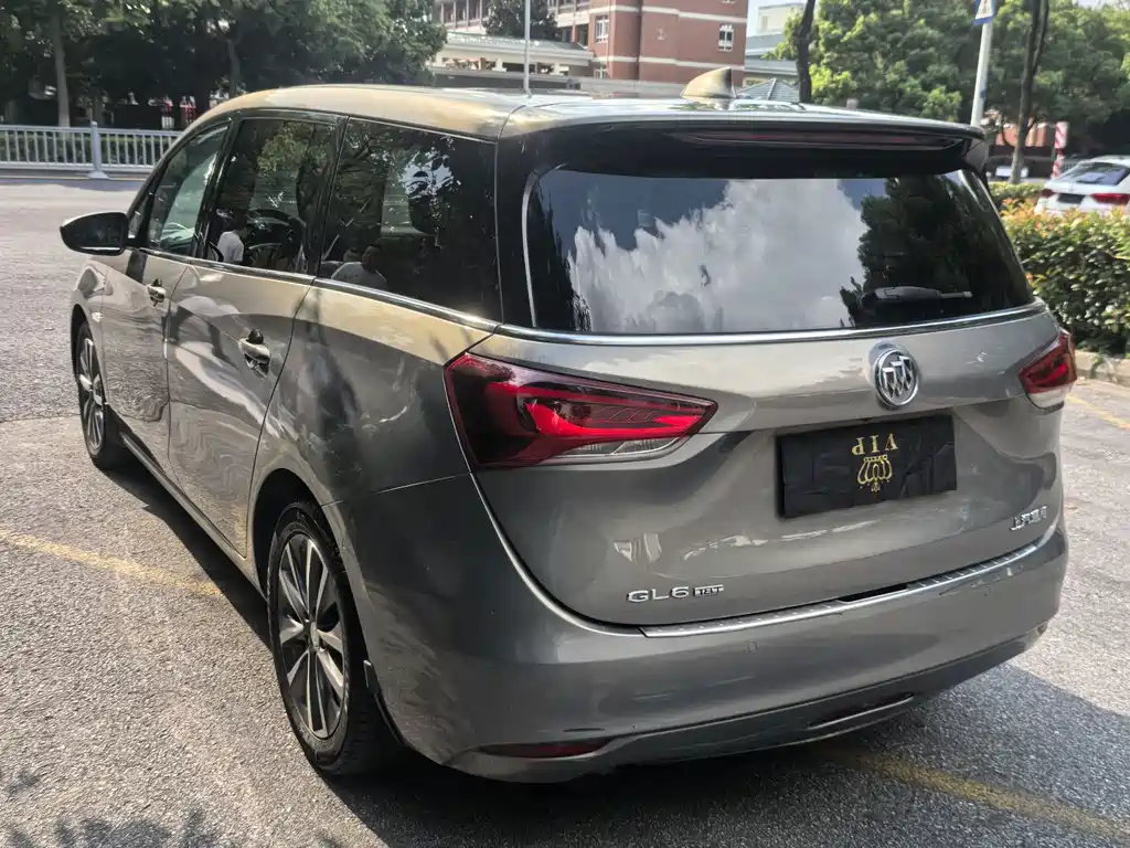 Buick GL6 — миниатюра 9