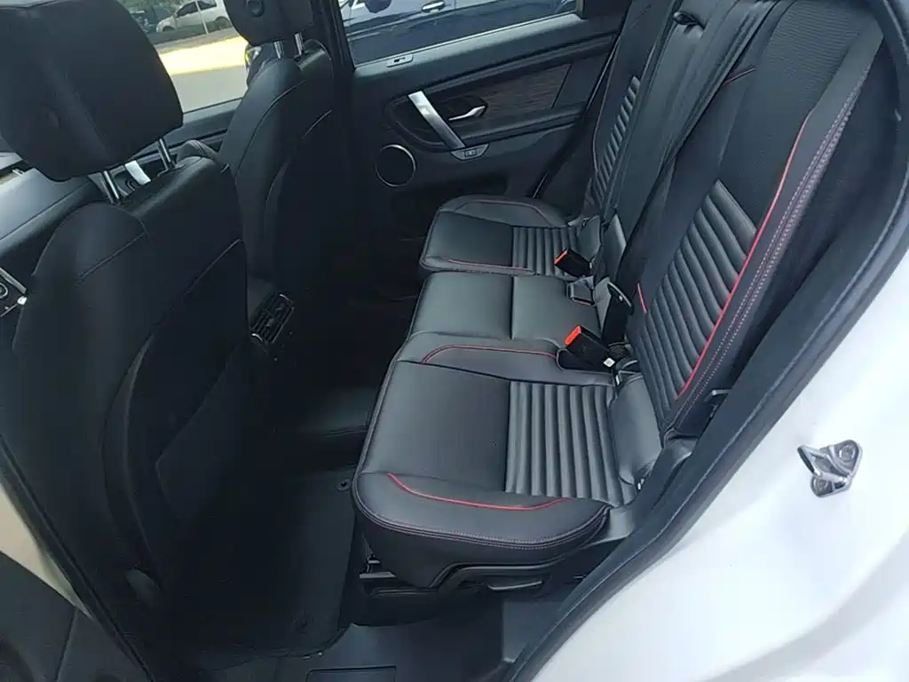 Land Rover Discovery Sport — миниатюра 17