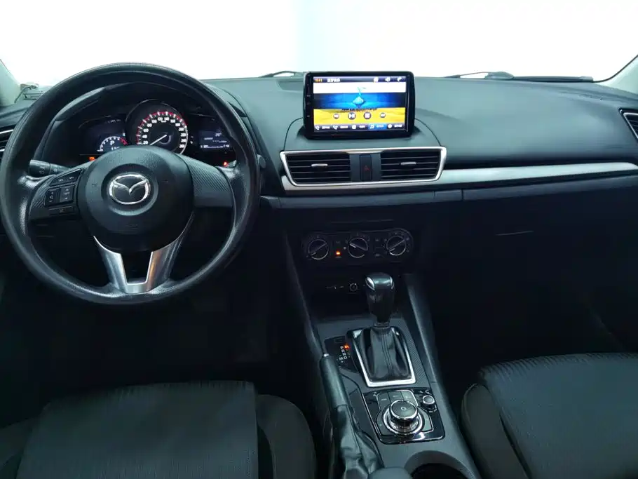 Mazda 3 Axela — миниатюра 12