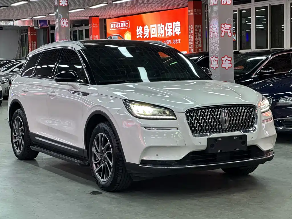 Lincoln Corsair — миниатюра 5