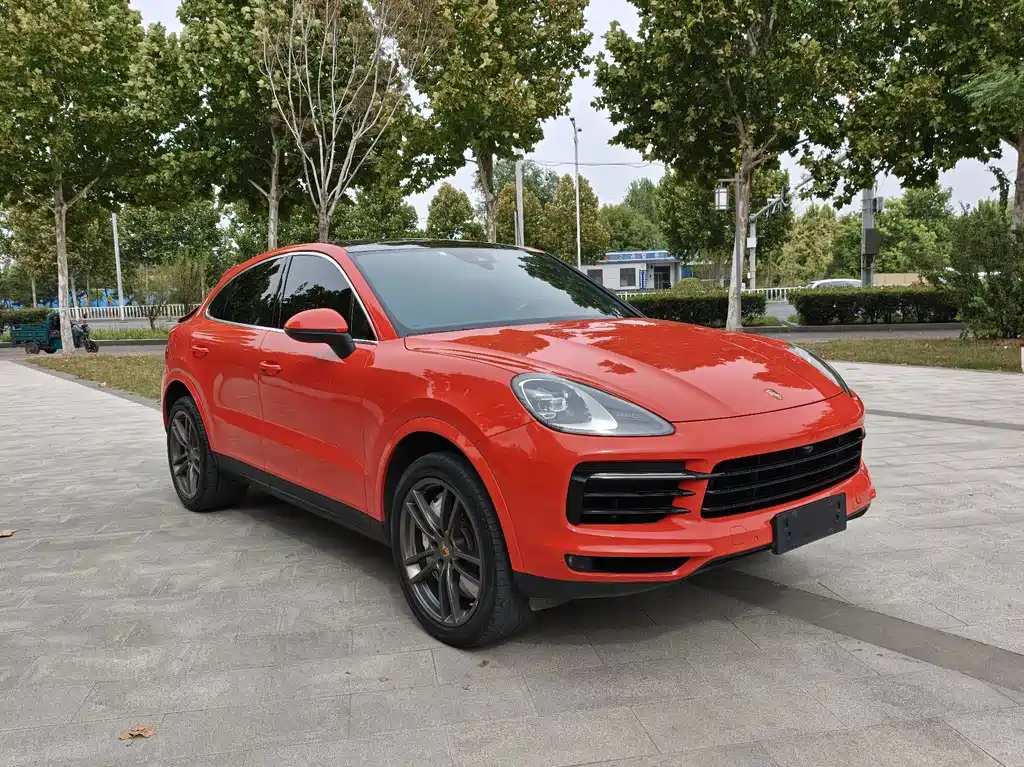Porsche Cayenne — миниатюра 7
