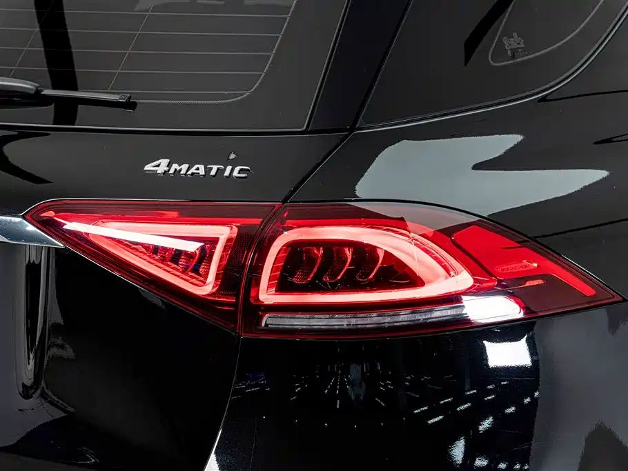 Mercedes-Benz GLE (Import) — миниатюра 8