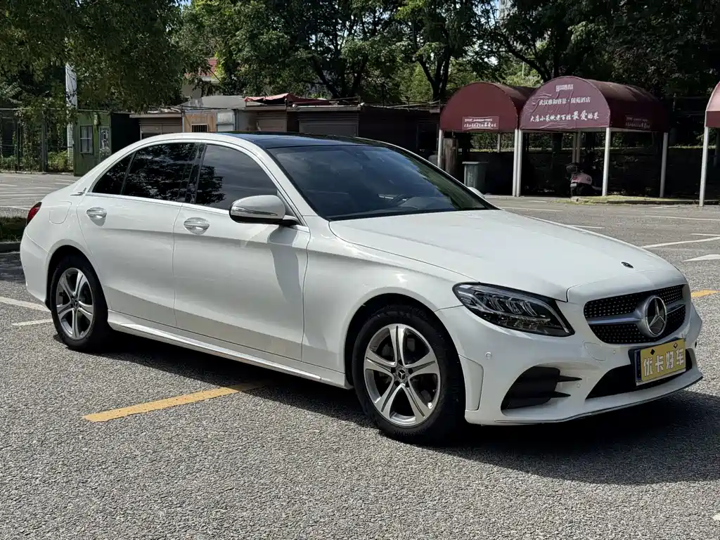 Mercedes-Benz C-Class — миниатюра 3