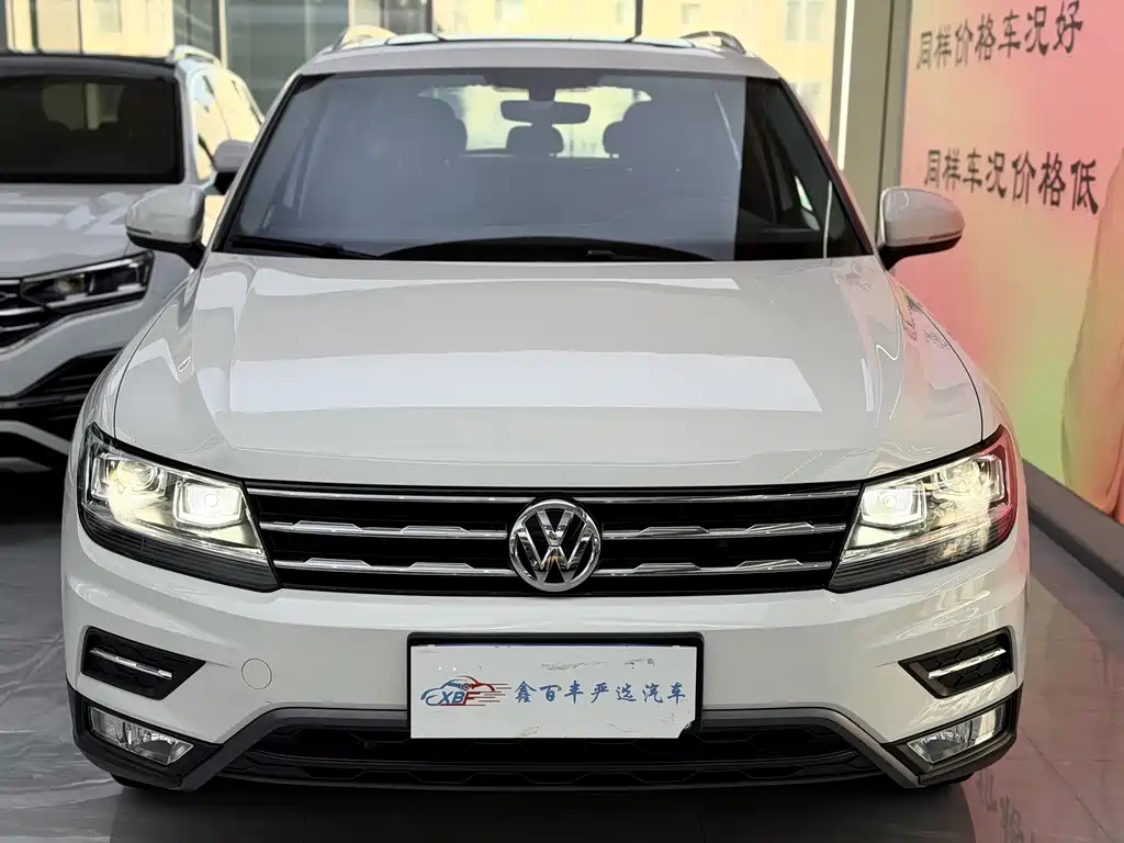Volkswagen Tiguan L — миниатюра 2