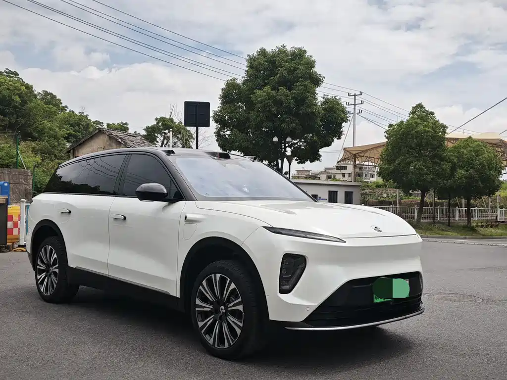 NIO ES8 2024 75kWh