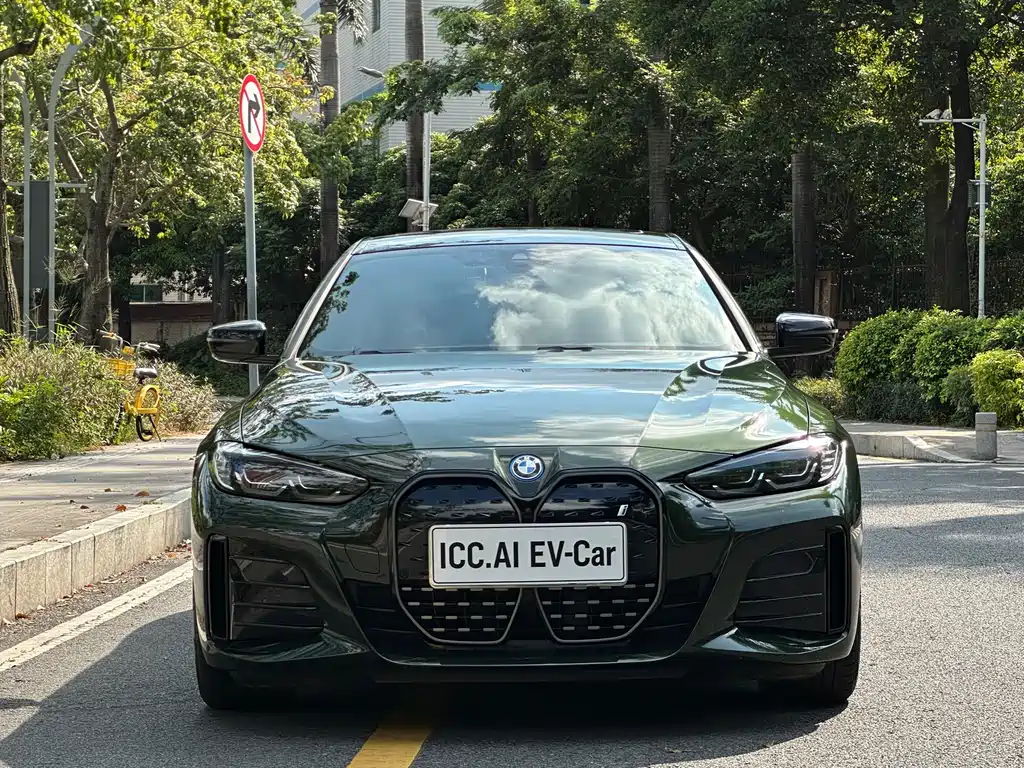 BMW i4 — миниатюра 2