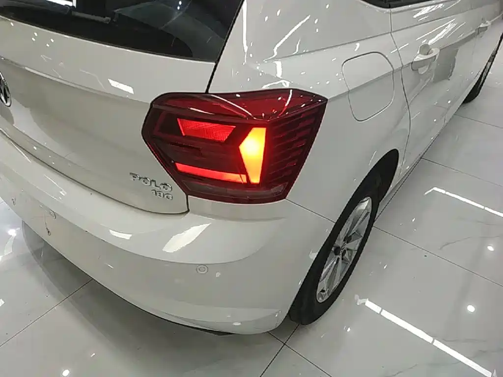 Volkswagen Polo — миниатюра 8