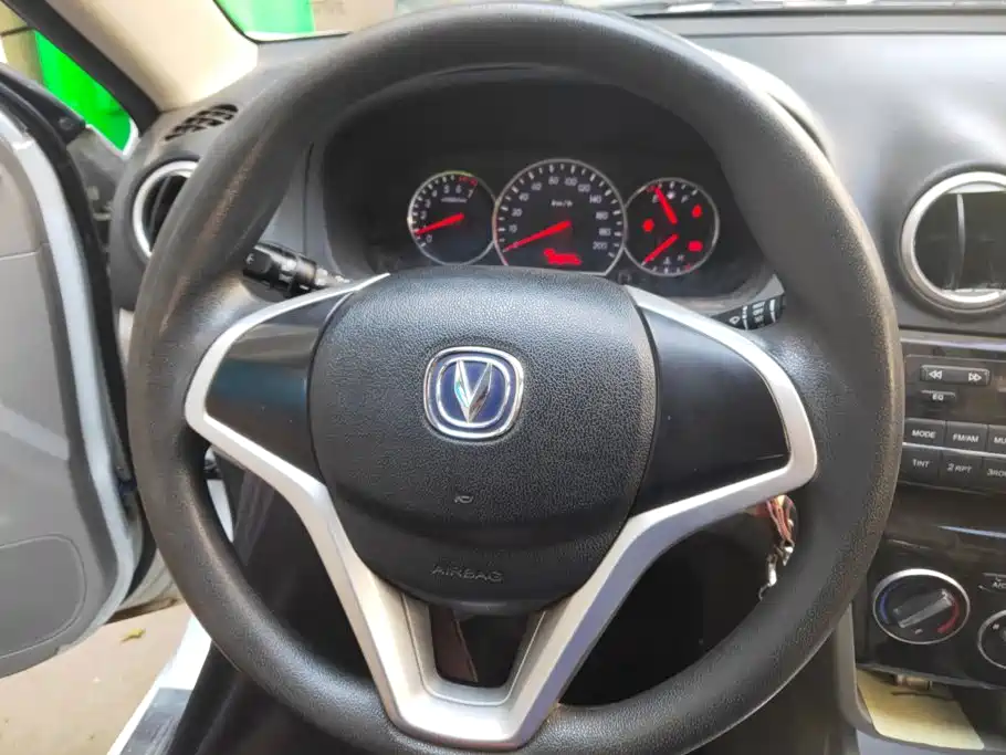 Changan V3 — миниатюра 15