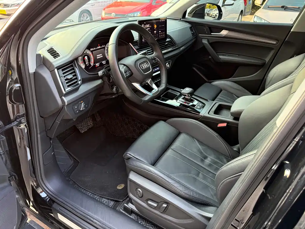 Audi Q5L — миниатюра 9