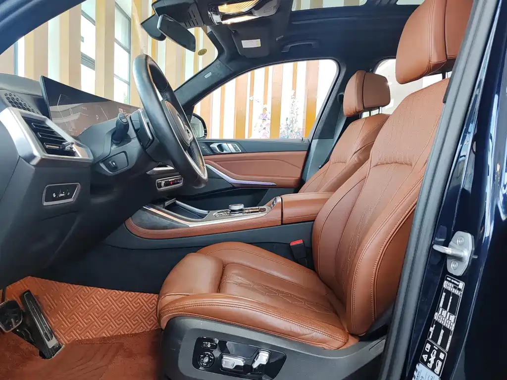 BMW X7 — миниатюра 5