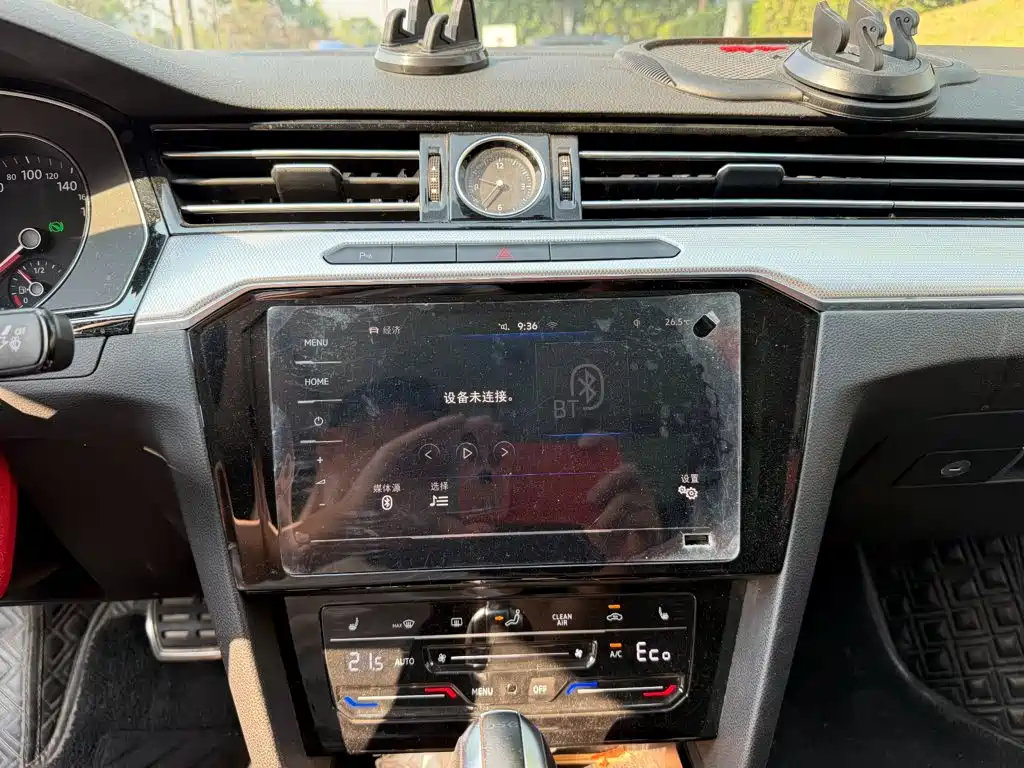Volkswagen Magotan PHEV — миниатюра 10