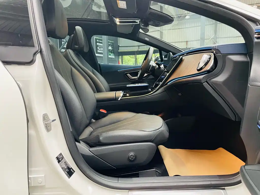 Mercedes-Benz EQE — миниатюра 20