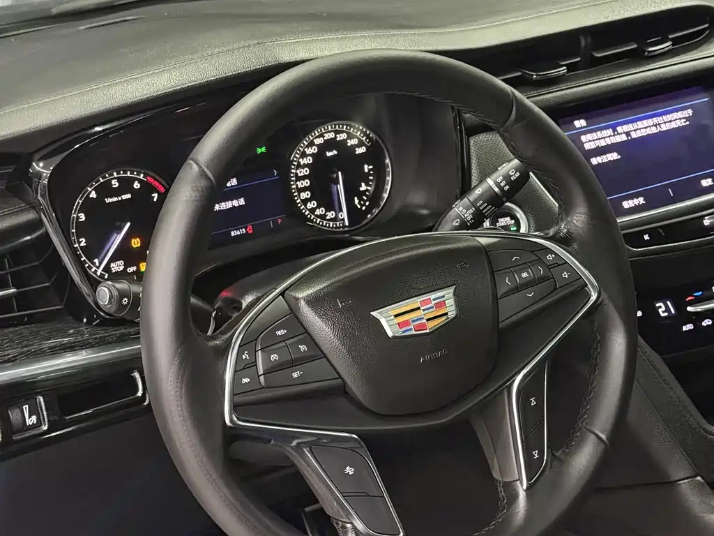Cadillac XT5 — миниатюра 5