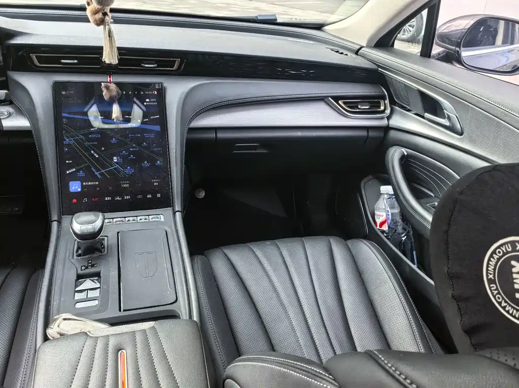 Hongqi Hongqi H5 — миниатюра 7
