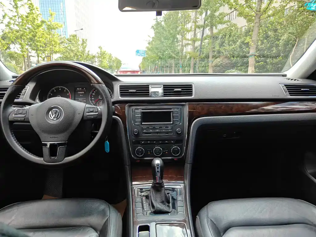 Volkswagen Passat — миниатюра 7
