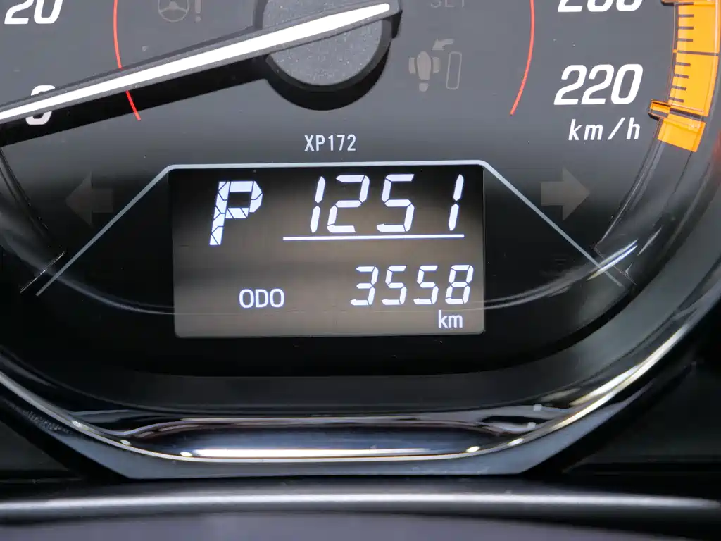 TOYOTA YARIS L ZHIXUAN