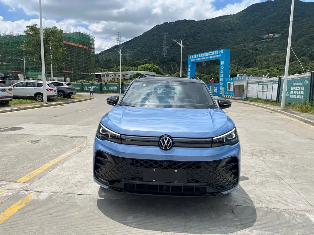 Volkswagen Tiguan L L 2024 PRO 330TSI R-Line