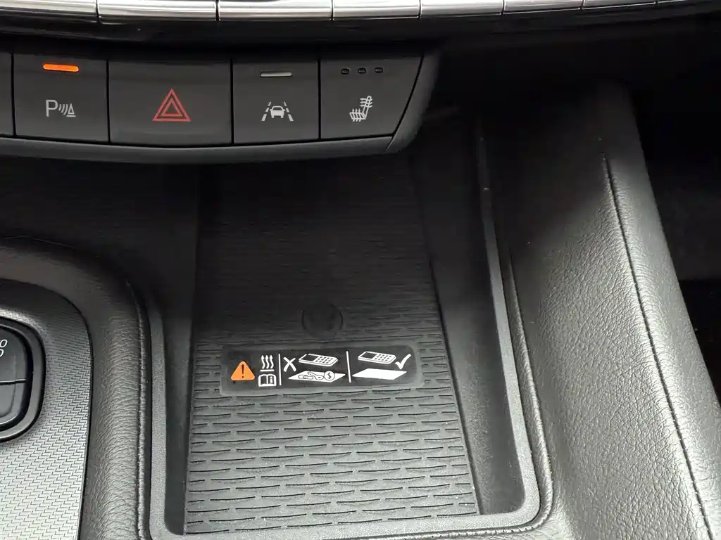 Cadillac CT5 — миниатюра 21