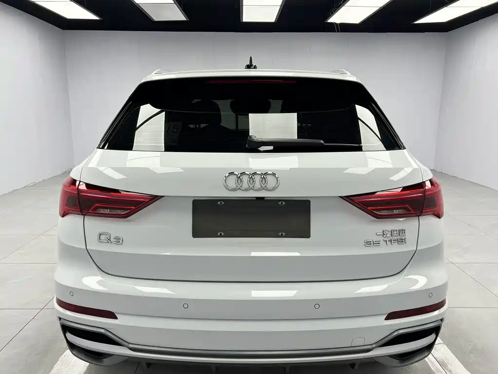 Audi Q3 — миниатюра 5
