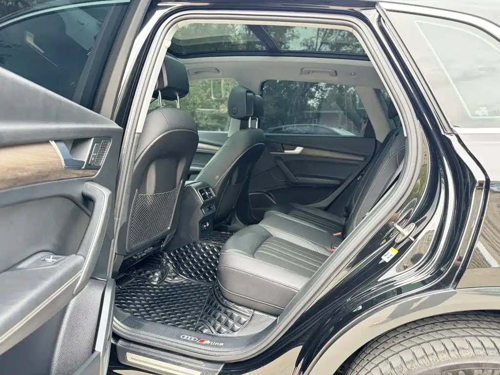 Audi Q5L — миниатюра 14
