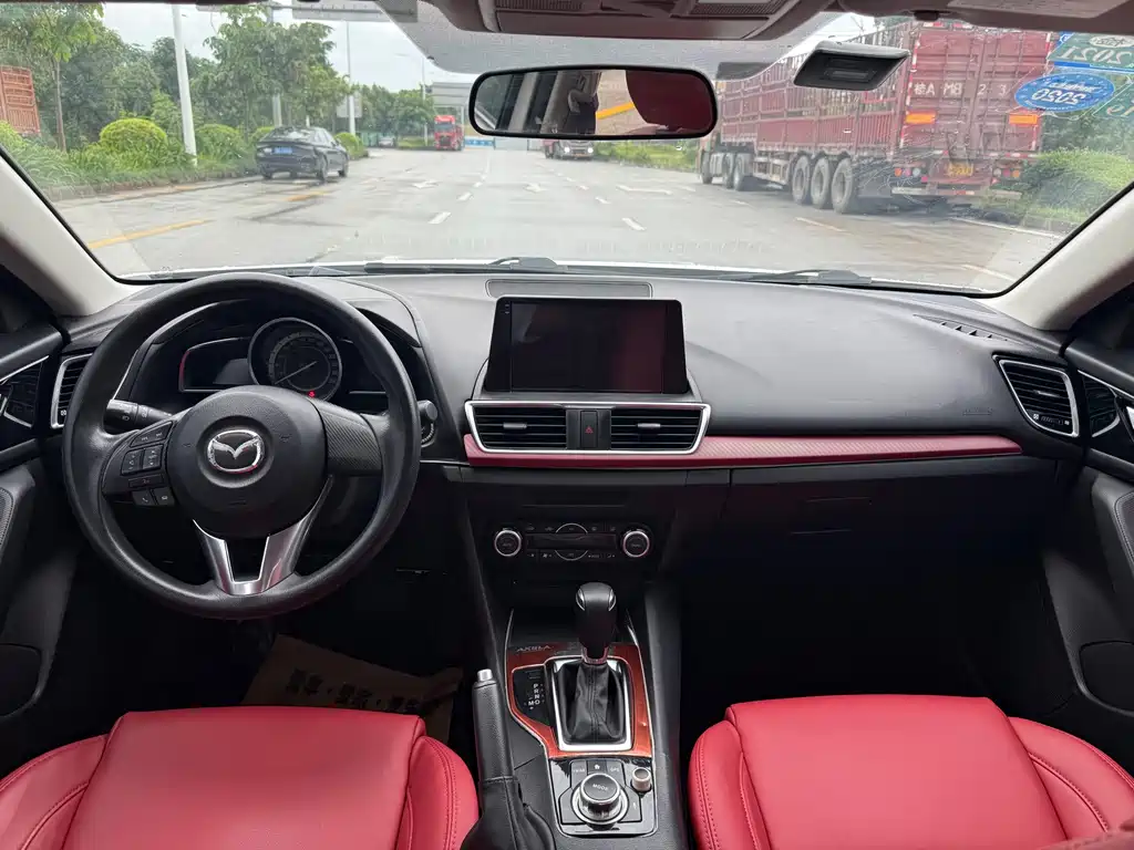 Mazda 3 Axela — миниатюра 8