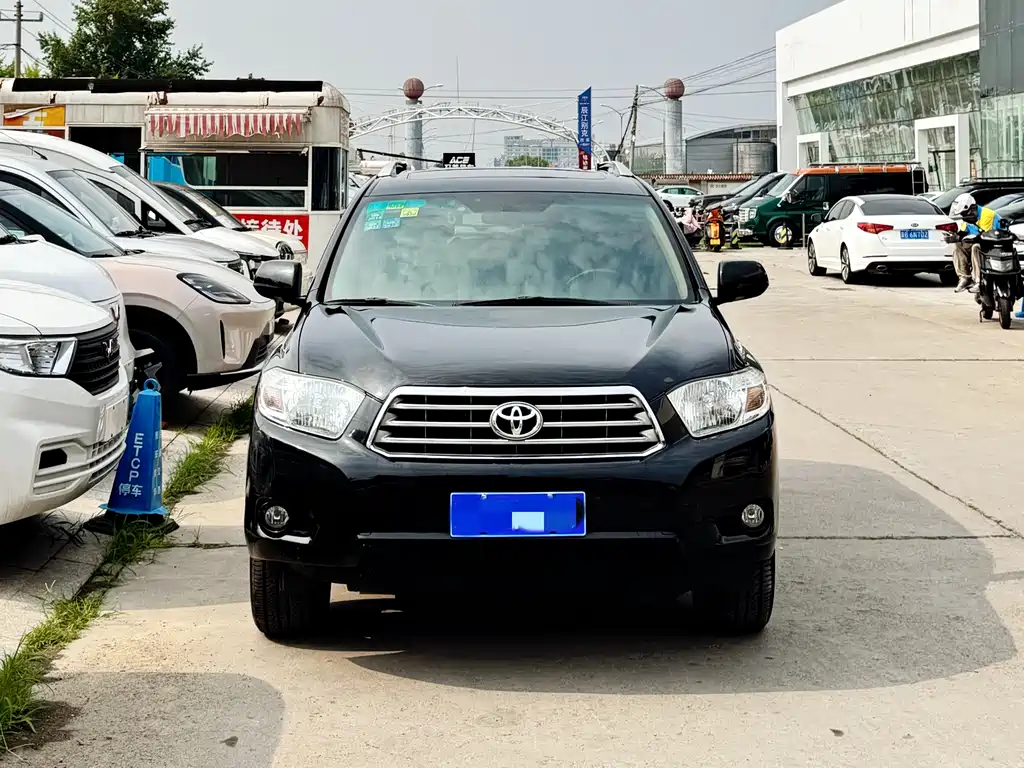 Toyota Highlander 2009 2.7L 7 мест Luxury