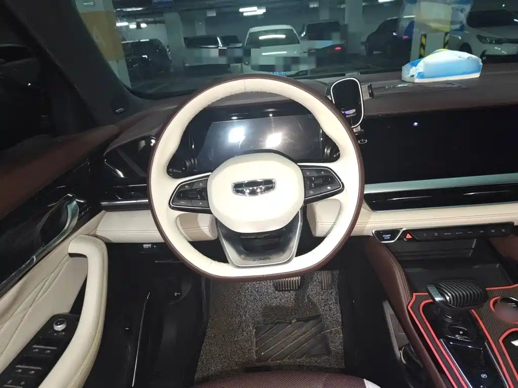 Geely Xingyue L — миниатюра 3
