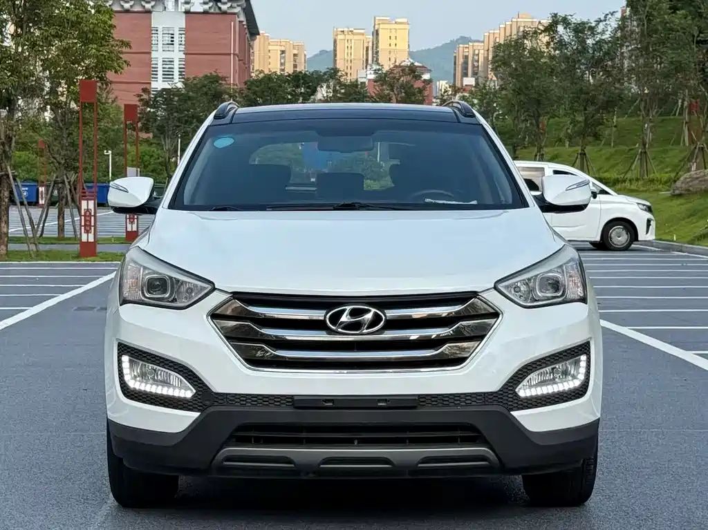 Hyundai Santa Fe — миниатюра 2