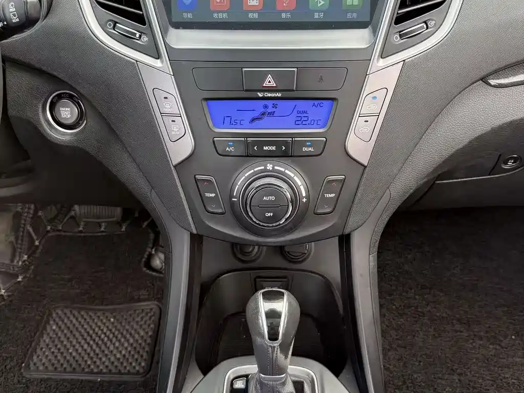 Hyundai Santa Fe — миниатюра 8