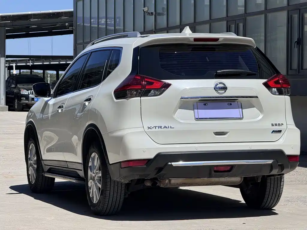 Nissan X-Trail — миниатюра 6